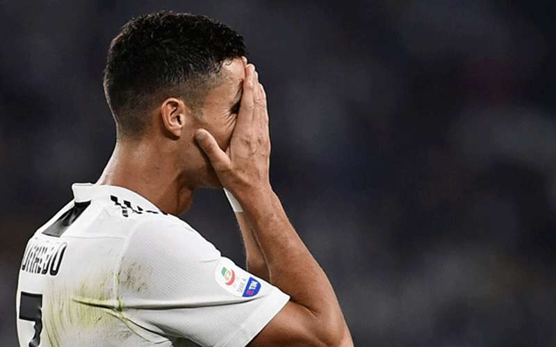 انهيار أسهم يوفنتوس بعد فضيحة رونالدو