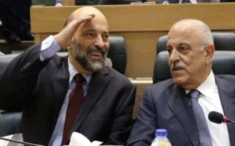 الرزاز يولم لوزرائه الداخلين والخارجين