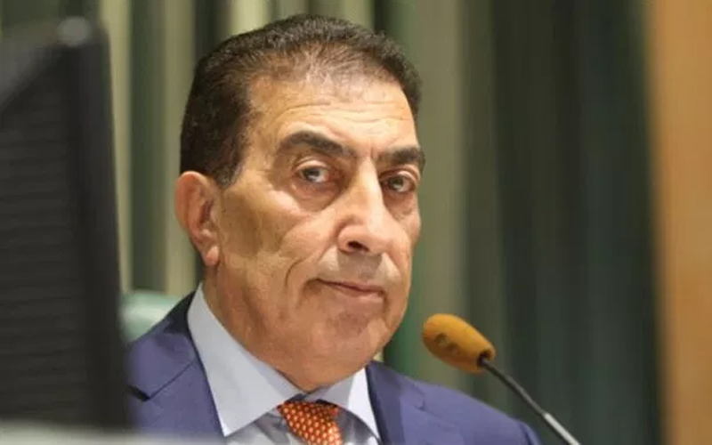 طبعا عاطف الرئيس