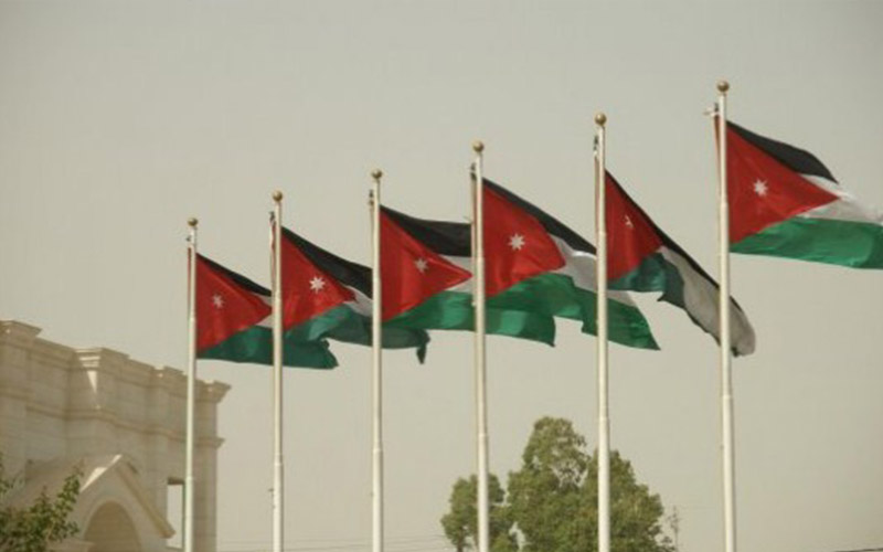 الحكومة تعفي الدفعة الثانية من الحاصلين