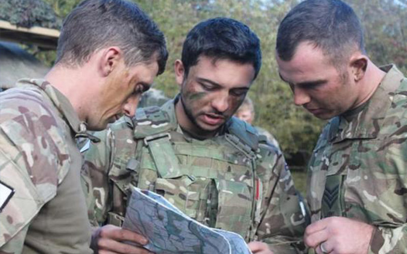 ولي العهد: أثناء التخطيط لتمرين عسكري