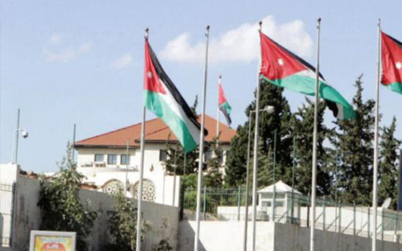 جلسة طارئة للحكومة لتنفيذ القرار الملكي