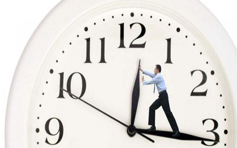 متى سيبدأ العمل بالتوقيت الشتوي في