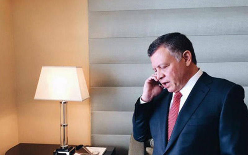 ملك البحرين يعزي الملك بضحايا حادث