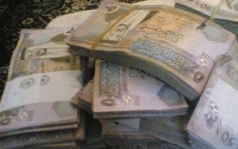 عمان.. طبيبة بمركز صحي تتقاضى 1012