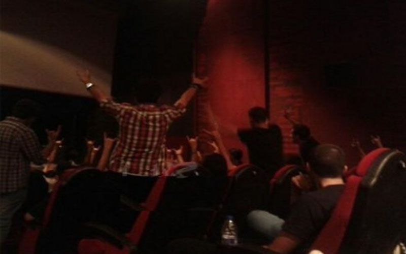 ضبط 40 شابا وفتاة في حفل