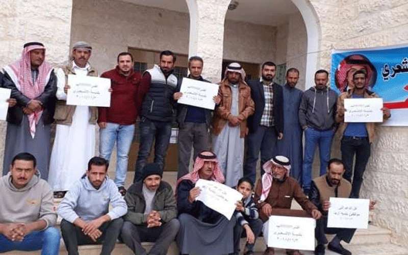 العاملون في البلديات يتأهبون لاعتصام حاشد