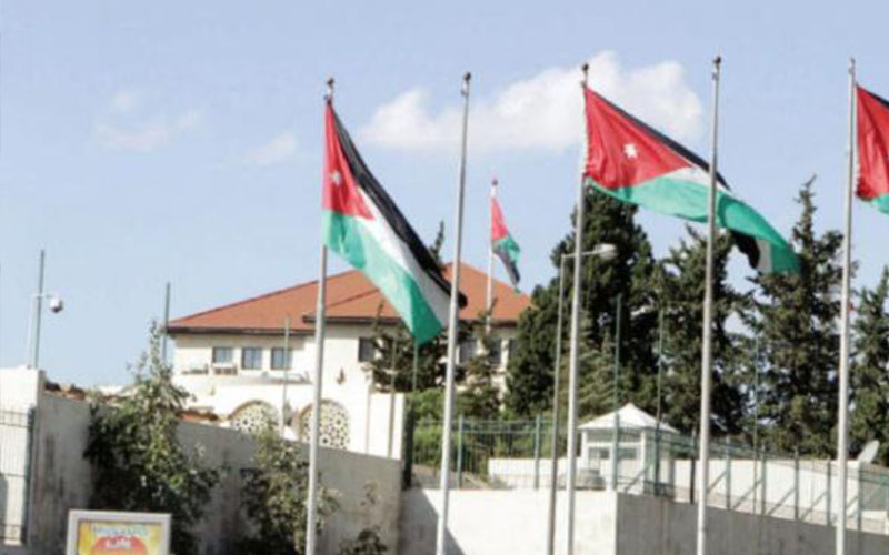 غنيمات توضح اسباب سحب المعدل لقانون