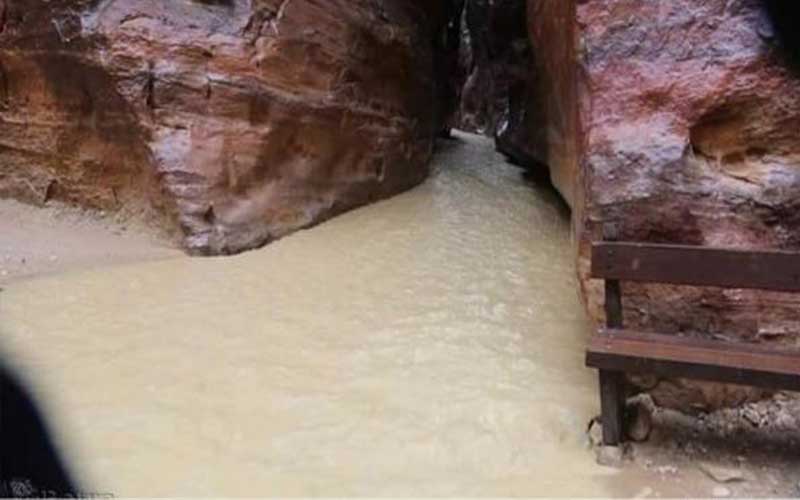 فتح المساجد في المناطق التي تتعرض