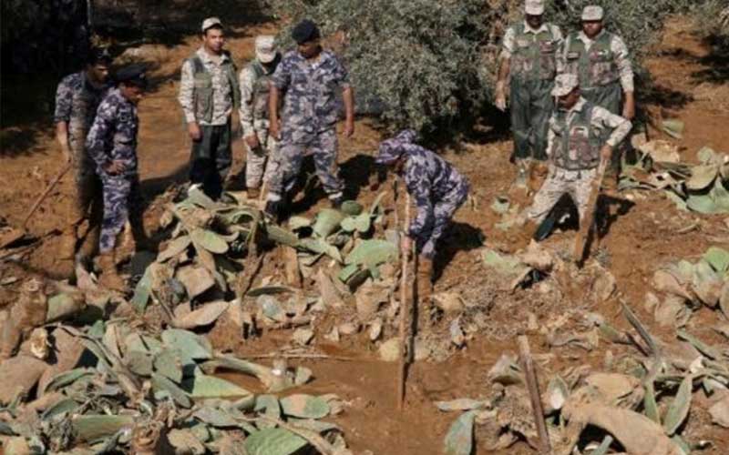 (500) رجل امن وعسكري من الجيش