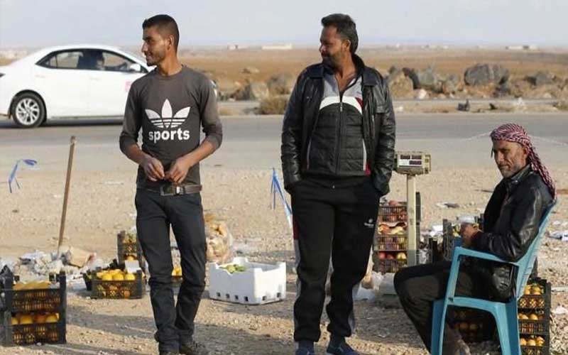 أردنيون يزورون سوريا بعد انقطاع لشراء