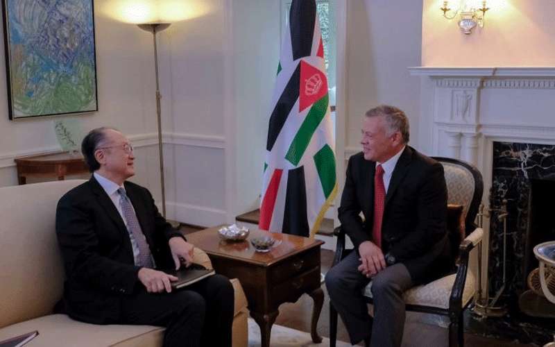 الملك يلتقي رئيس مجموعة البنك الدولي