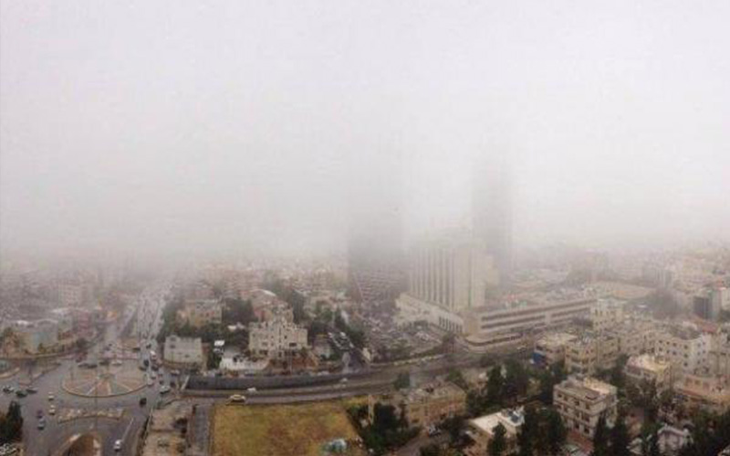 الضباب يؤخر رحلات طيران بمطار الملكة