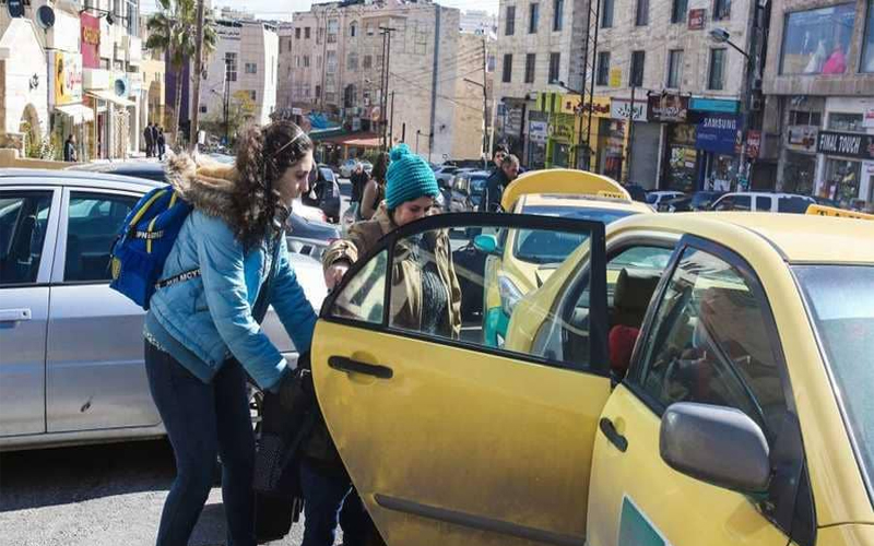 التاكسي الأصفر .. لا خير في