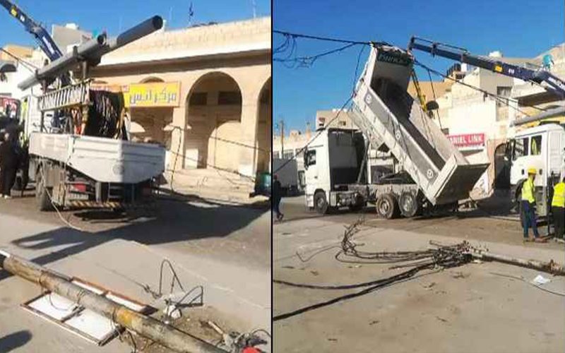 سقوط أعمدة ضغط عالي على مركبات