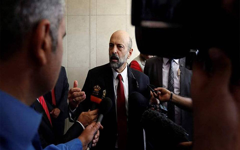 السنيد للرزاز إستقل طوعا قبل أن