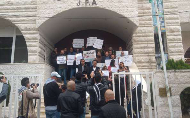 اعتصام امام نقابة الصحفيين تضامنا مع