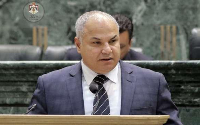 البكار: أكثر من مليار كلفة ناقل