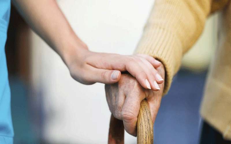 الحكم على مسن عربي اغتصب حفيدته