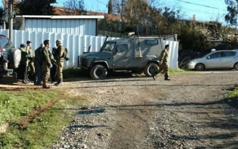 فلسطيني يهشم رأس جندي إسرائيلي