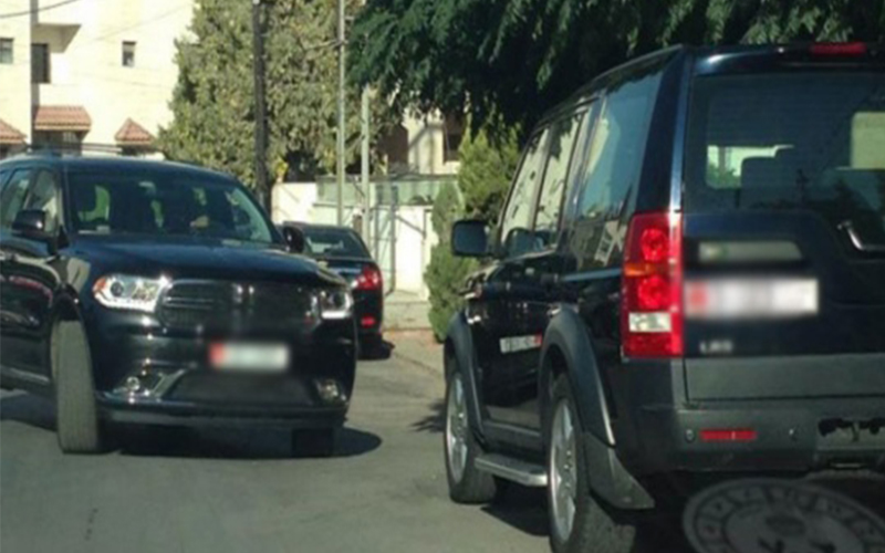 وزارة المالية توقف شراء المركبات الحكومية