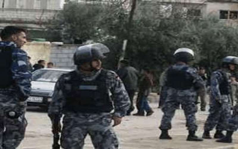 سحب الحراسات الامنية من امام رؤساء