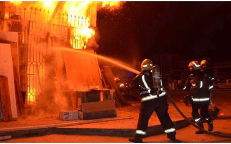 3 إصابات بضيق تنفس إثر حريق