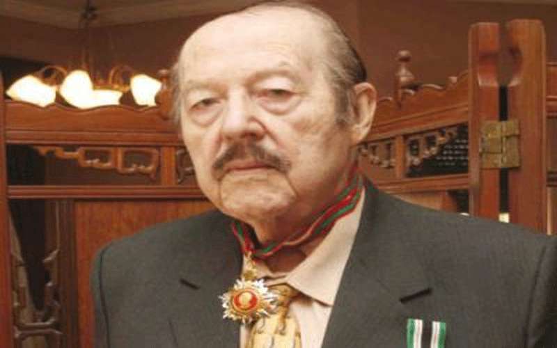 وفاة شاعر الاردن وعاشقه سليمان المشيني