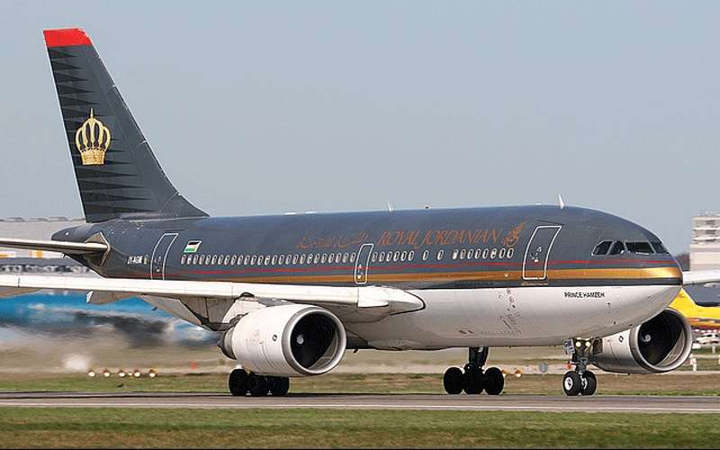 الضباب يحول رحلات من مطار الملكة