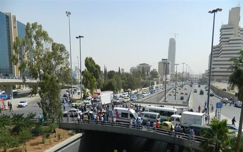 محاولة انتحار على الدوار الخامس في