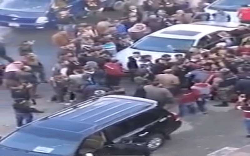 رئيس الديوان الملكي يخرج من بلدية