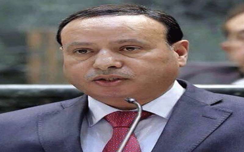 الفايز: سيكون لي موقف صارم