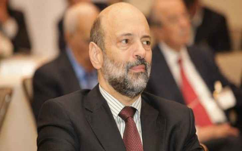 الرزاز يعلن فتح ميناء العقبة لتصدير