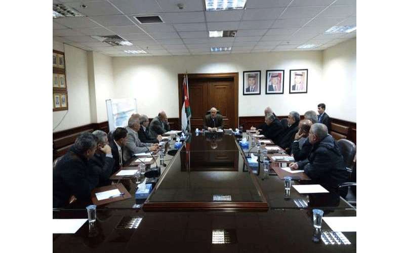 وزير الصحة يؤكد ضرورة تدريب وتدوير