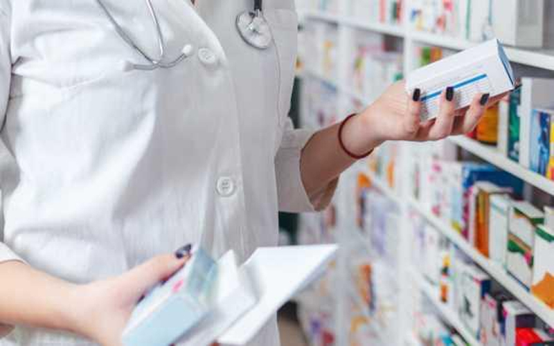 الصيادلة تطالب الحكومة بسداد ١٧٠ مليون