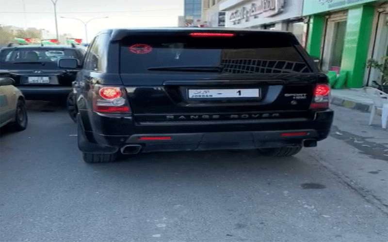 توقيف شخصين بواقعة المركبة ذات لوحة