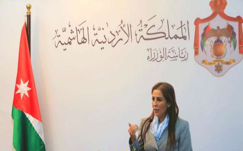 غنيمات: القروض الجديدة لسداد القديمة