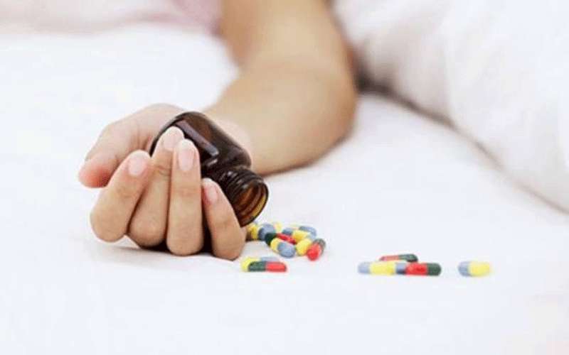 فتاة تحاول الانتحار بجرش