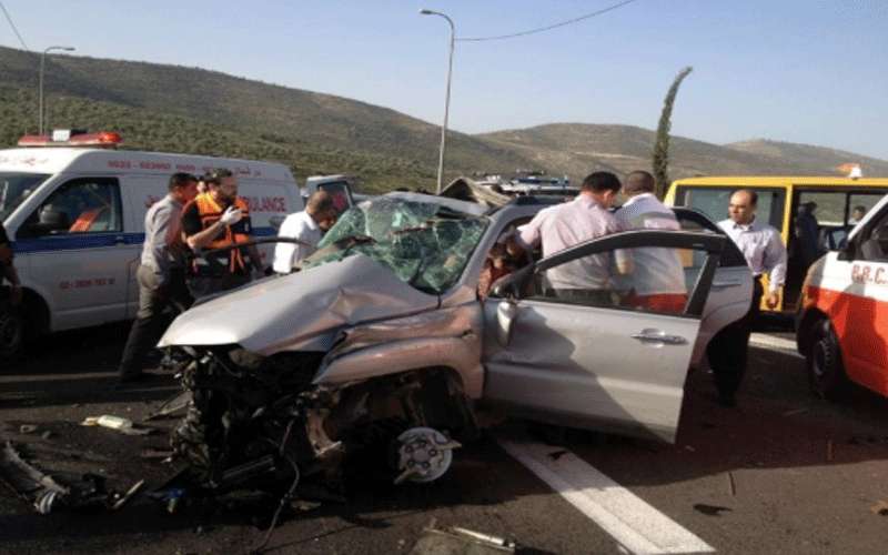 إصابة (5) أشخاص اثر حادث تصادم