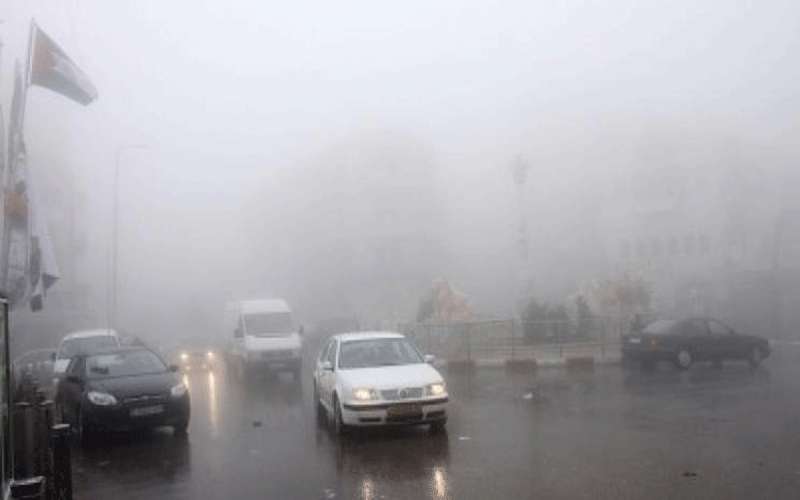 أجواء مغبرة نهارا وباردة وأمطار مع