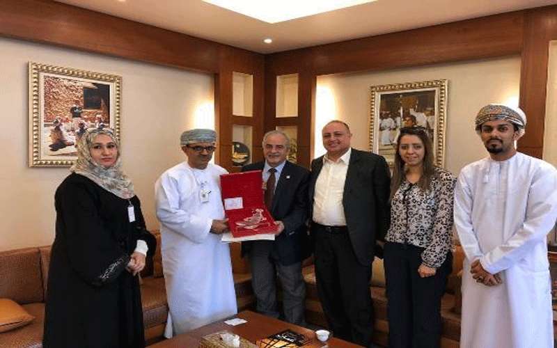 وفد من عمان الأهلية يزور جامعة