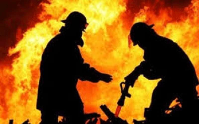 وفاة طفلة وإصابة اثنين آخرين اثر