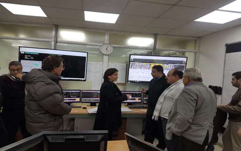 زواتي تتفقد مركز المراقبة والتحكم في