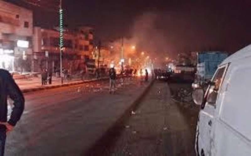 طعن شخص أثر مشاجرة جماعية في