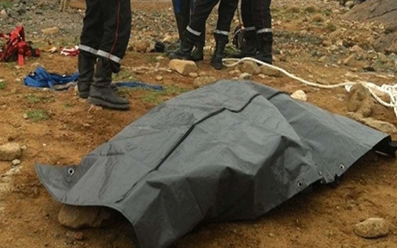 العثور على جثة وافد داخل مبنى