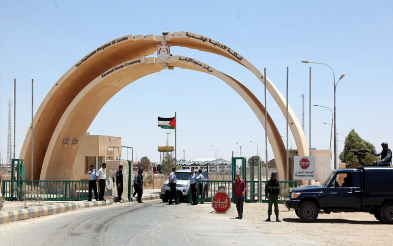 العراق يحبط تهريب مخدرات من الأردن