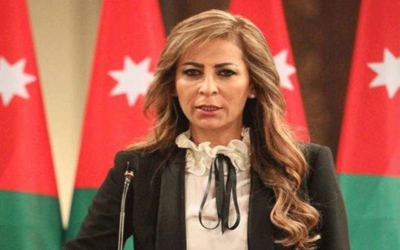 غنيمات تغرد بشأن توقيف مسؤولين كبار