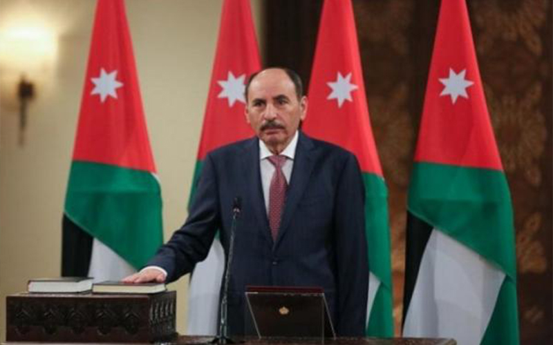 وزير الأشغال يلتقي ممثلي منظمة العمل