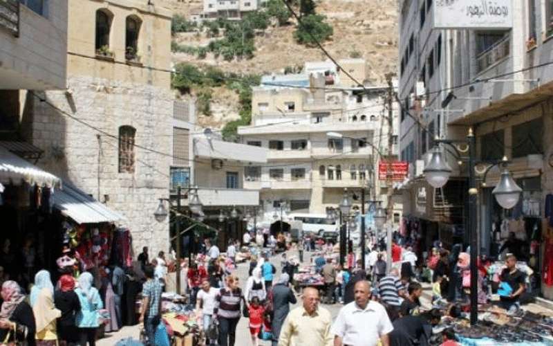 تجار في معان يشكون ارتفاع رسوم