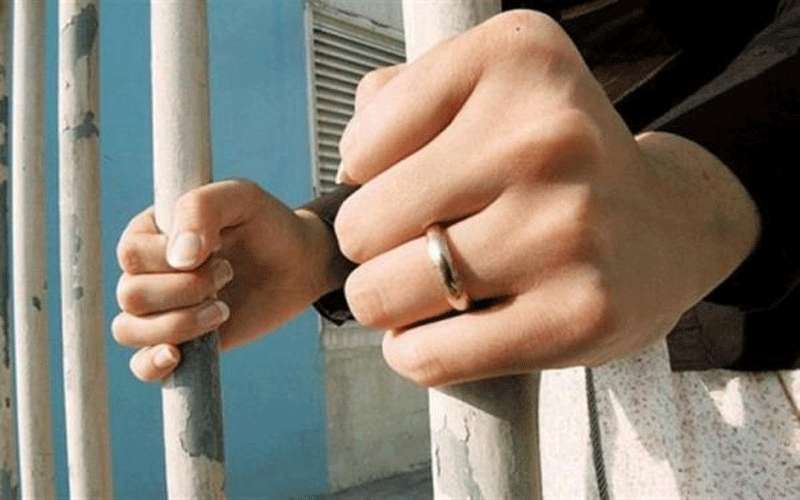 السجن لسيدة قتلت زوجها حرقا بـ